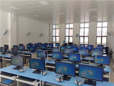 祝賀廣西警察學院云桌面實驗室投入使用