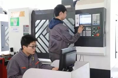 提升加工制造技能水平,服務現(xiàn)代制造業(yè)發(fā)展