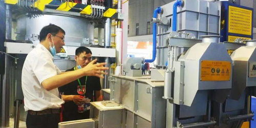 萬豐科技攜多款重磅產(chǎn)品亮相，探索鑄造智能裝備領(lǐng)域新解決方案